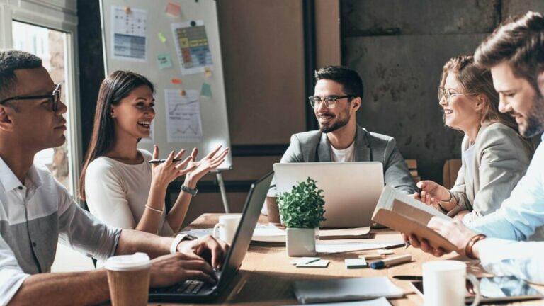 Тестовая неделя для новичка: как проверить сотрудника под давлением и не ошибиться с наймом