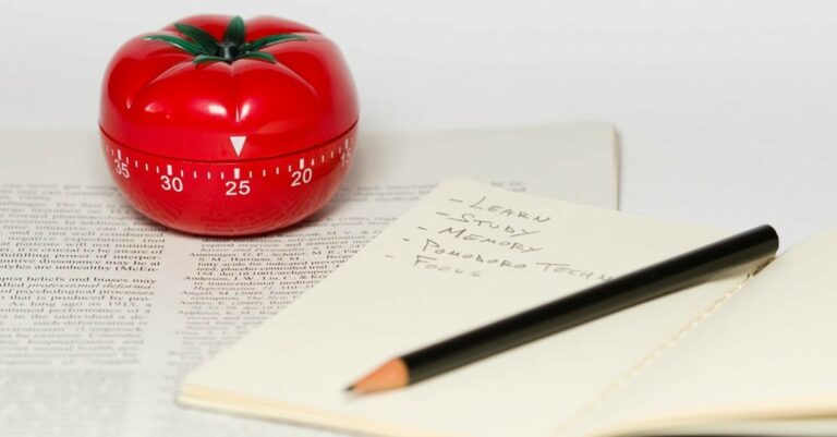 Техника Pomodoro: как 25 минут работы и 5 минут отдыха повышают продуктивность (и как настроить под себя)