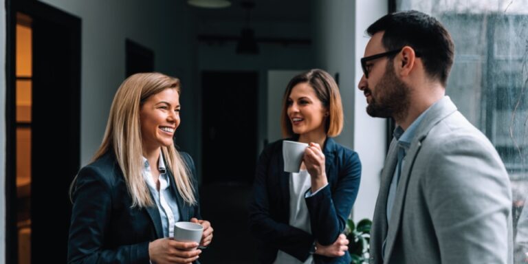 Триггер дефицита в карьере: почему ограниченные возможности заставляют людей действовать быстрее